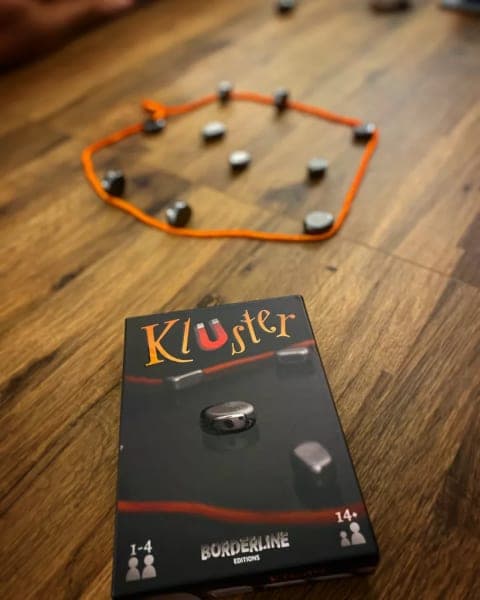 Mıknatıs Oyun - Kluster